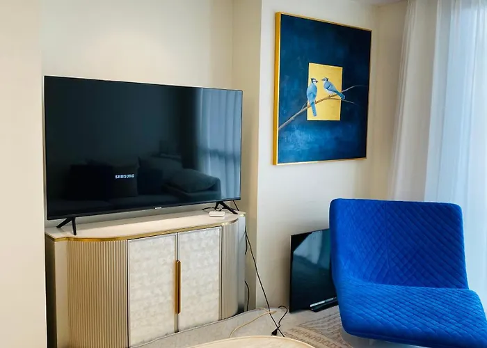 East Glory Penthouse * Manila